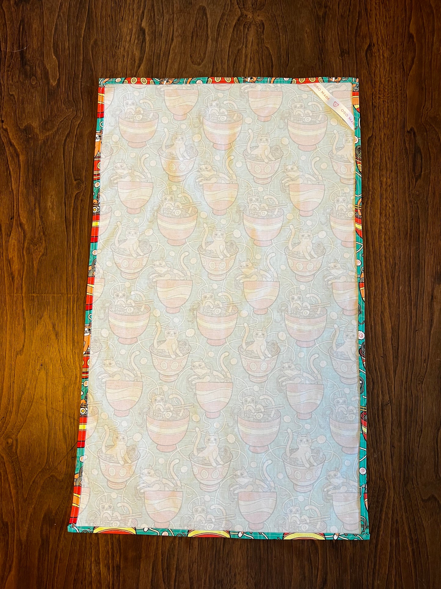 Cats and Ramen Tea Towel, 26" x16", kawaii cat kitchen towel, Hostess gift, gift for bartender, fun linen bar towel.