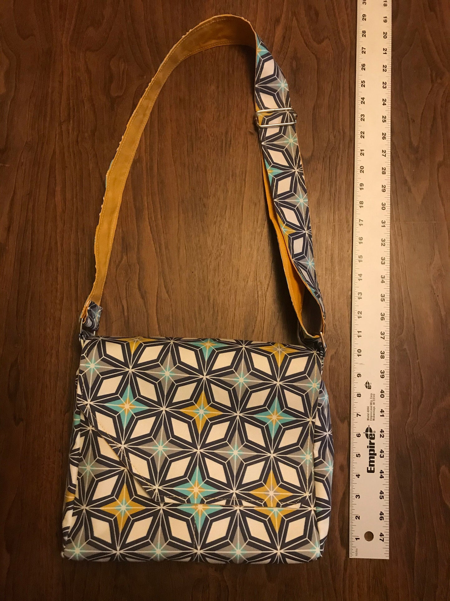 Retro style purse, Geometric print crossbody, midcentury style messenger, geometric style bag, Gift for midcentury fan.