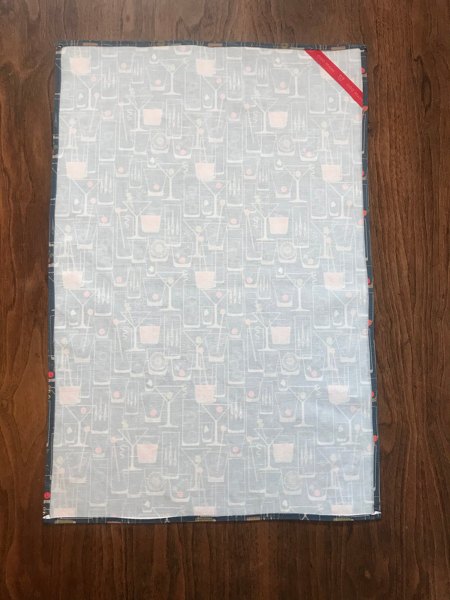 Midcentury modern cocktail tea towel, 26" x17", retro kitchen towel, Hostess gift, gift for bartender, fun linen bar towel.