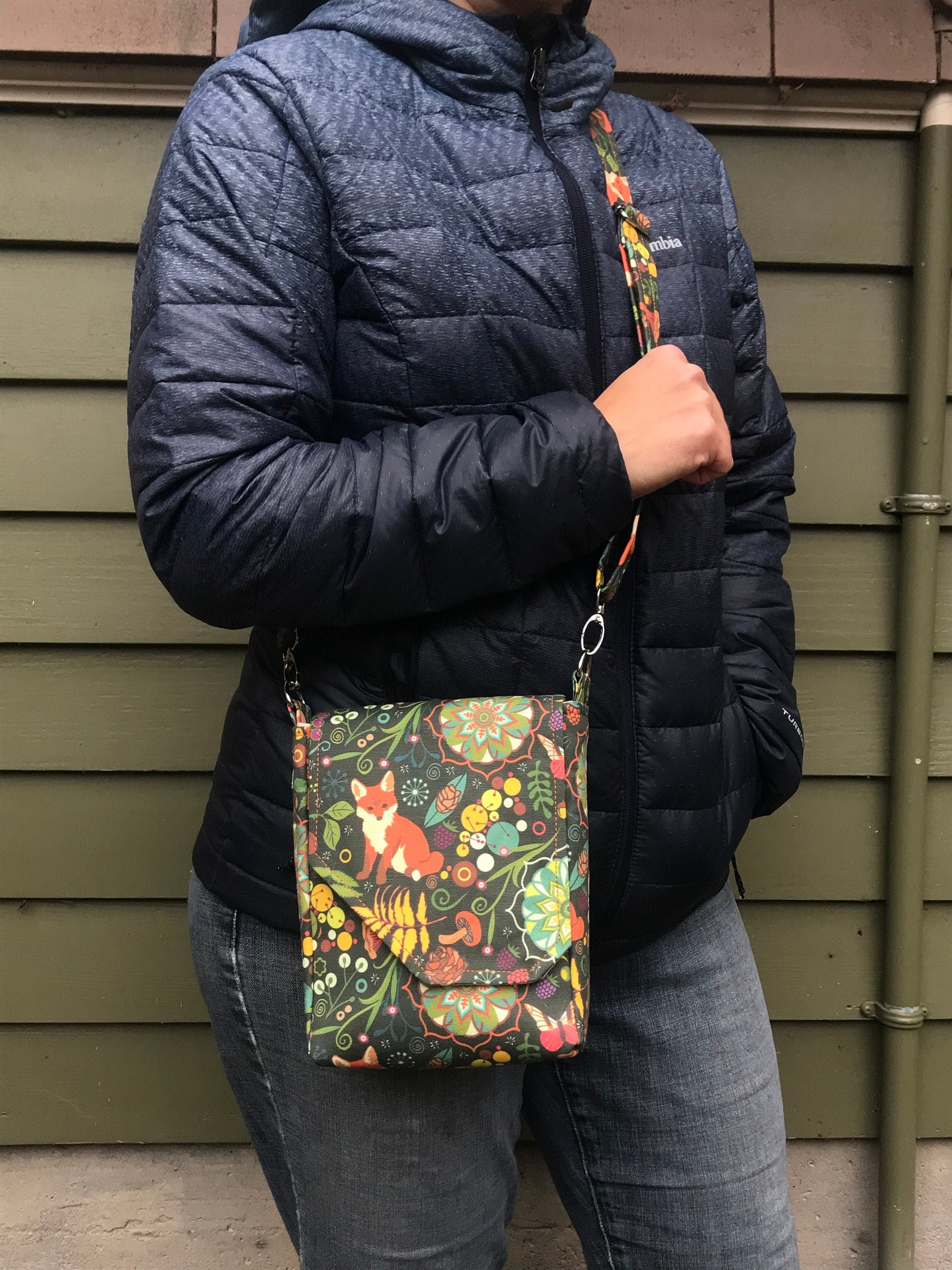 ASHA Hand Woven Crossbody Bag in Caramel Leather – Bell & Fox